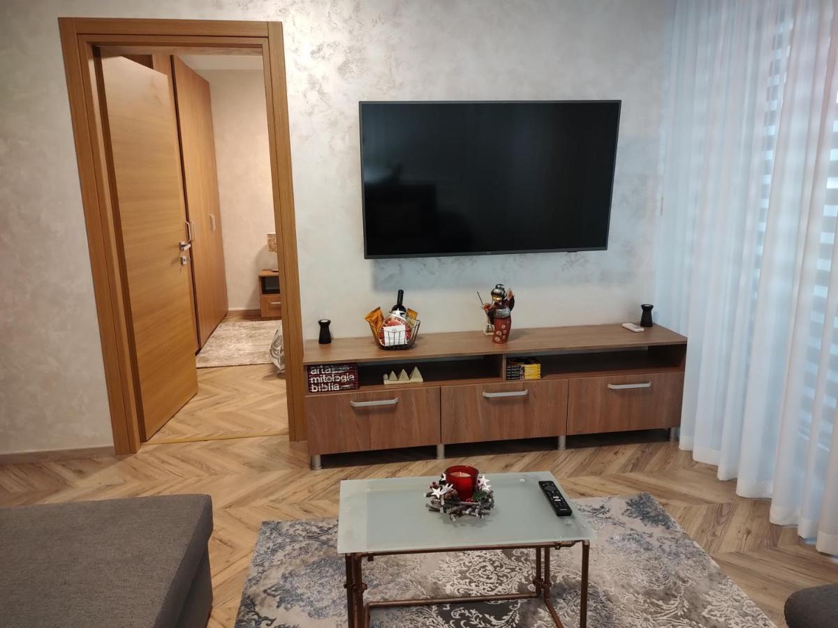 Decebal Premium Confort Craiova Exterior foto